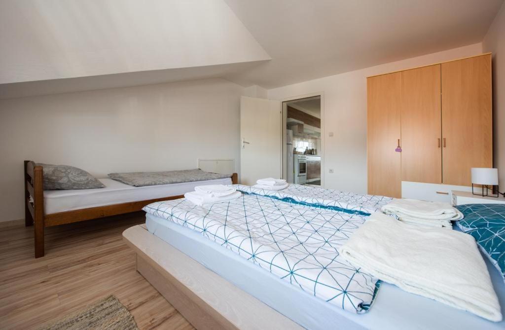 Apartman Luca 리브노 외부 사진